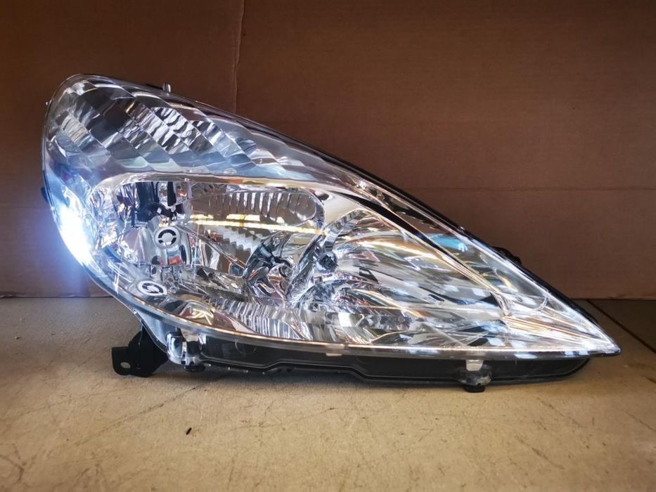 PEUGEOT 607 FAROL XENON DIREITO - FF224
