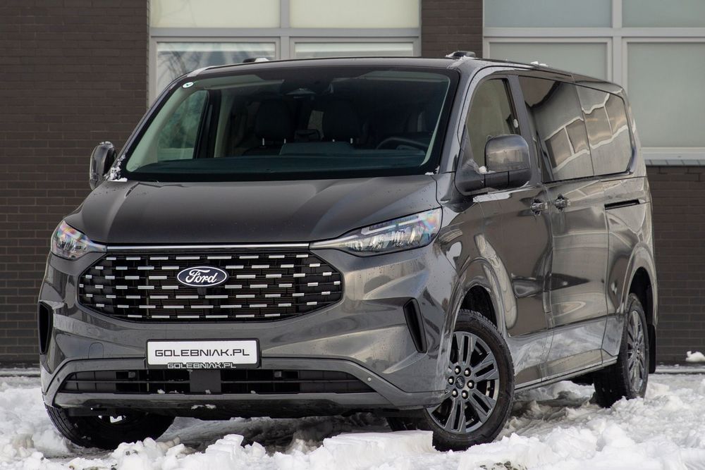 Ford Tourneo Custom 9-OSOBOWY L2H1 / Bogate wyposażenie / Gwarancja producenta !