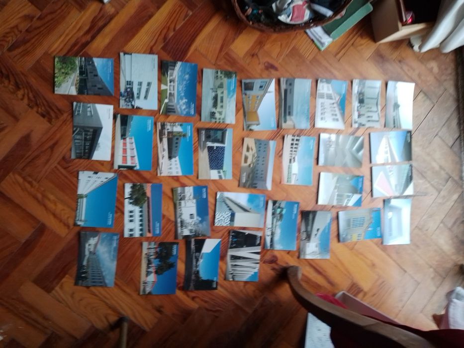 31Cartões Escolas inauguradas 2010 cada3Eou31-15E-Polo Homem-3EDesde3E