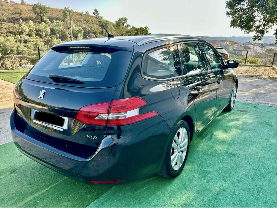 Peugeot 308 SW 1.6 BleuHdi foto 3