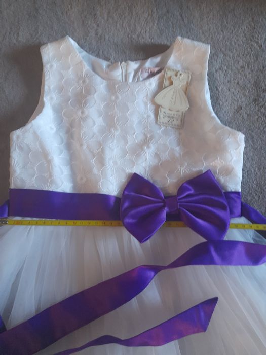 Плаття нарядне дівчинці