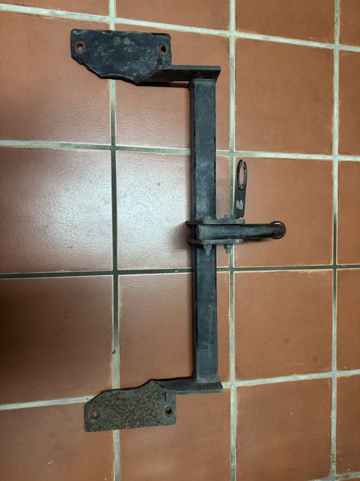 Gancho de Reboque (Opel Vectra)