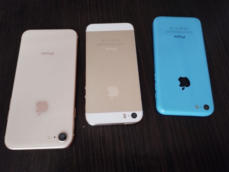 iPhone мобільний телефон