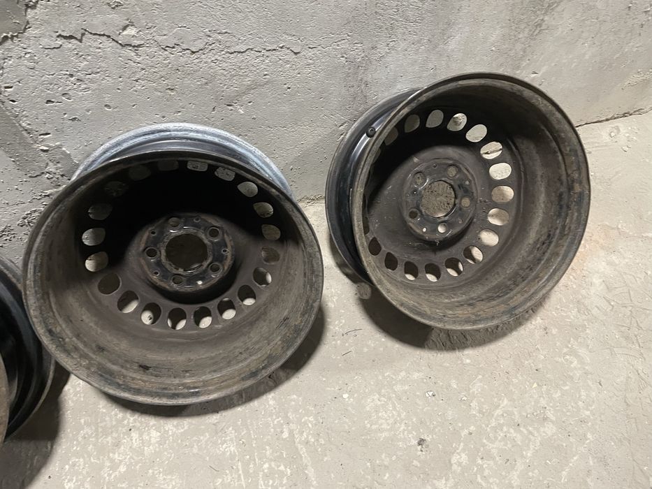 Диски металеві r15 5/112