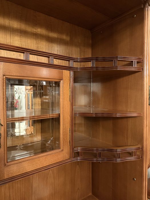 Bar em Madeira Maciça