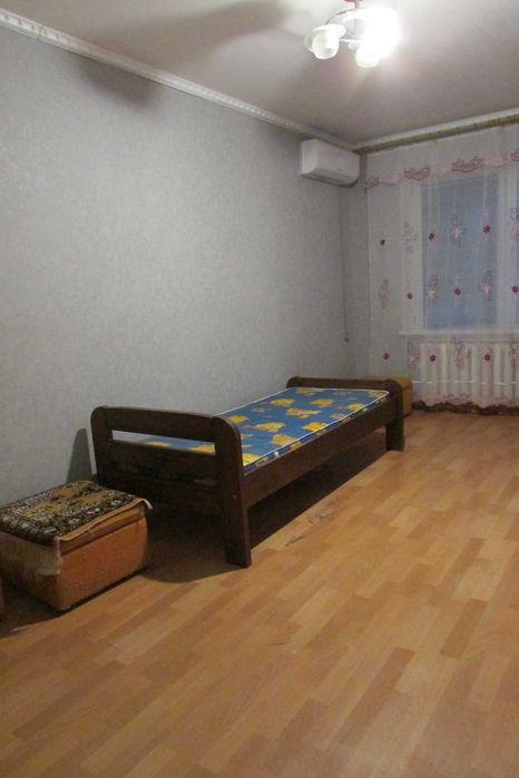 Квартира для великої родини. вул. Милославська, 8