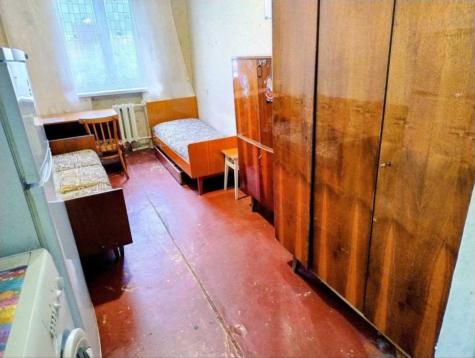 Без комісії ! Продам окрему кімнату в комунальній квартирі  Центр Києва, Поділ