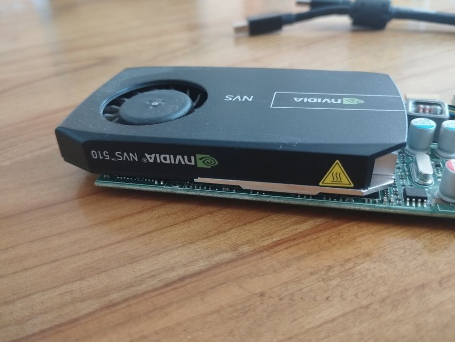 Nvidia nvs 510 відеокарта