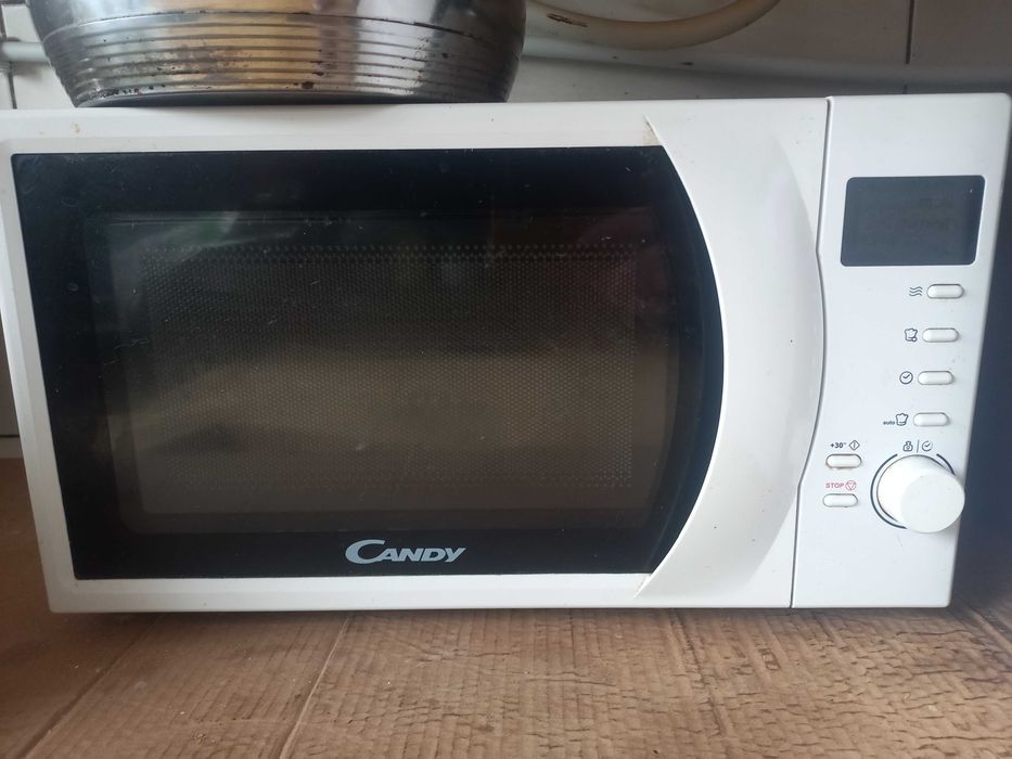 Мікрохвильова піч