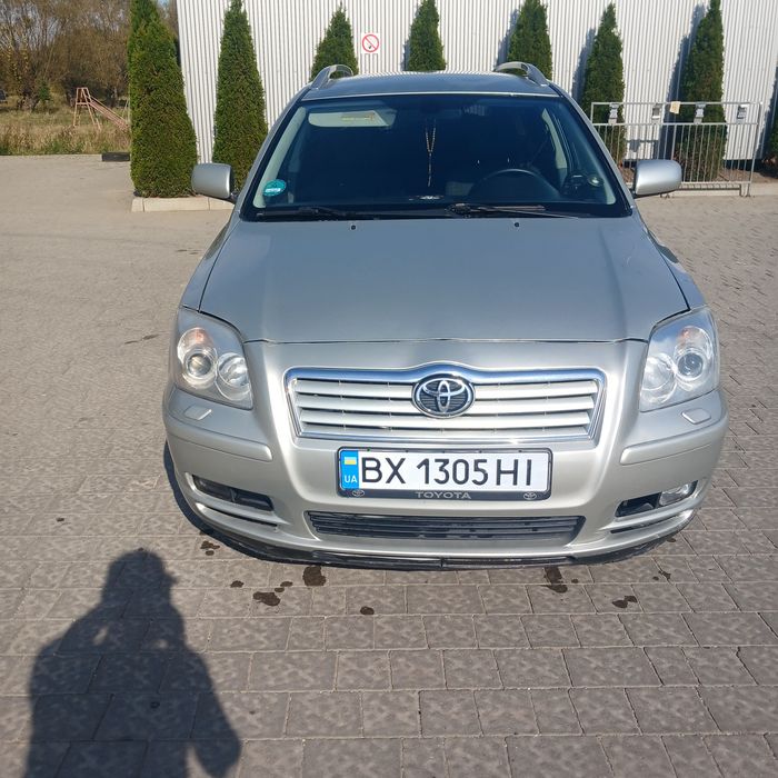 Тойота Авенсіс Т25 дорест 2.0 дизель