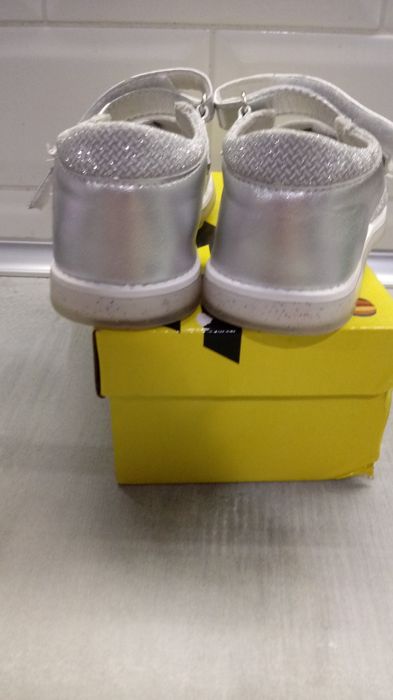 Sandały buty dla dziewczynki