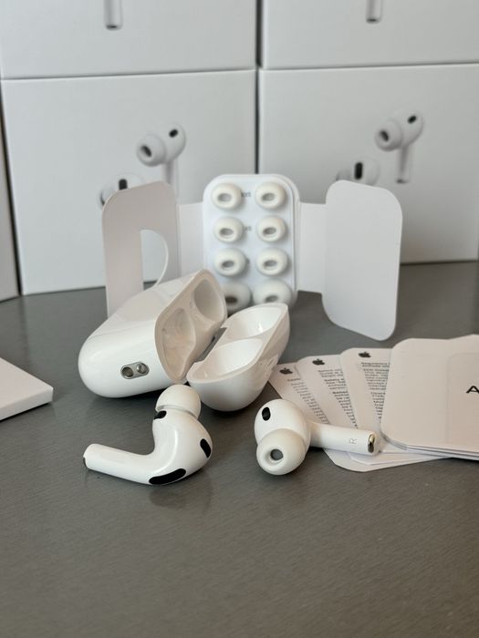 Навушники Apple AirPods Pro 3 Gen (Активне шумоподавлення)