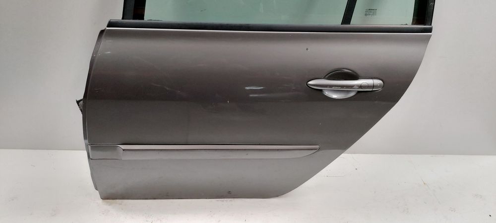 Porta trás esquerda RENAULT Megane II Break (KM0/1_)
