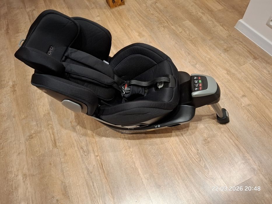 Fotelik samochodowy Recaro Zero1 Hero