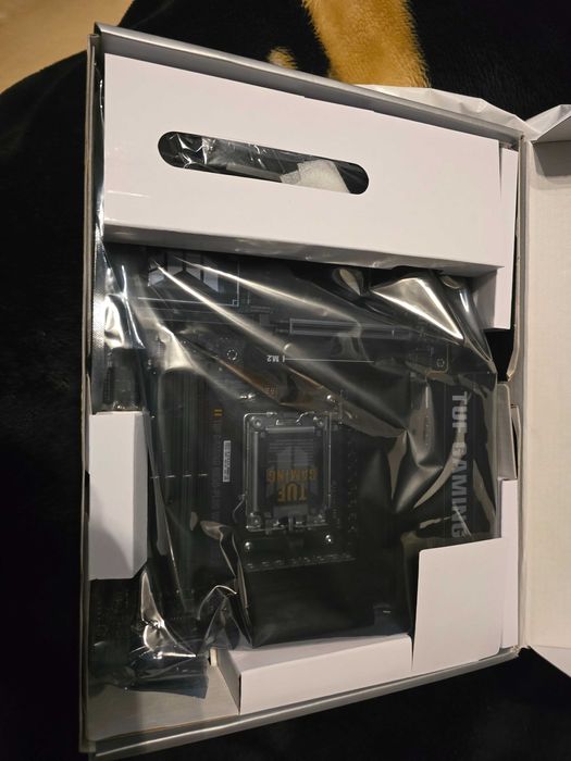 ASUS TUF Gaming B850-PLUS WiFi – idealny stan, gwarancja