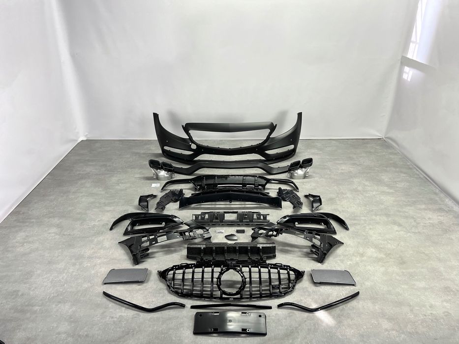 Бампер з дифузором - C63 ( AMG Black ) Mercedes Benz ( W205 / C205 )