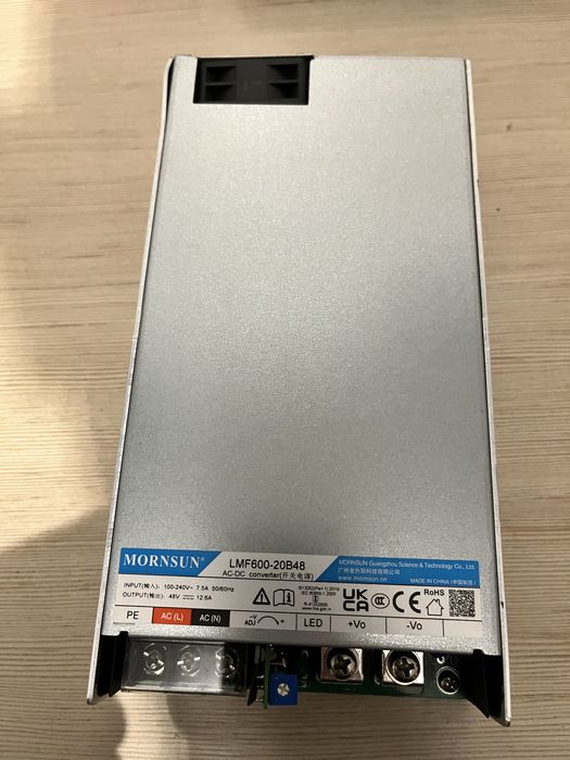 Zasilacz impulsowy z funkcją PFC LMF600-20B48