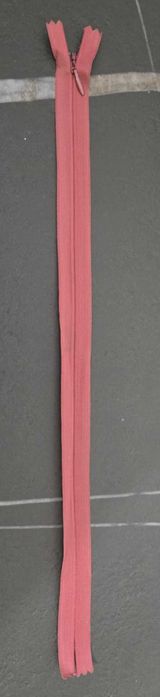 Zamek kryty różowy 25cm