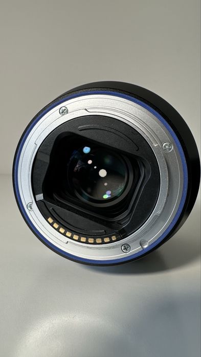 Обєктив ZEISS Batis 1.8/85E