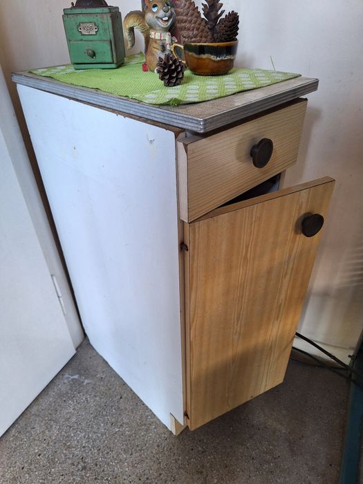 Szafka Mała z szufladą