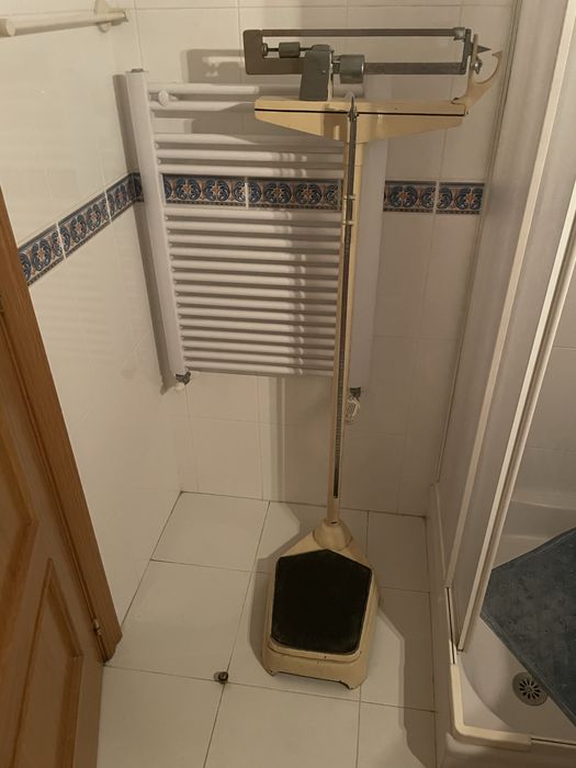 Balança de Consultório Médico