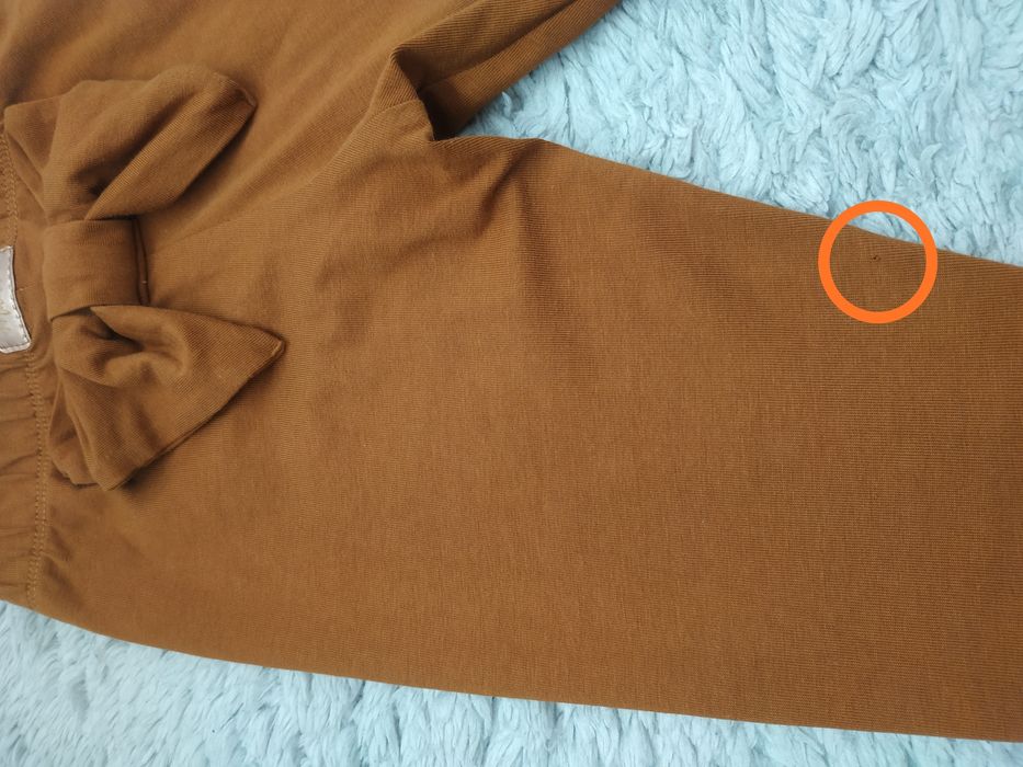 Legginsy z kokardą z tyłu/jasnobrązowe/camel/MakBa/r.98/104