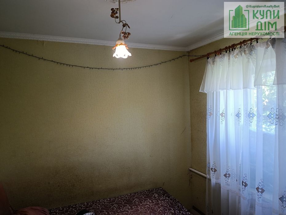 Продаж будинку на кущівці