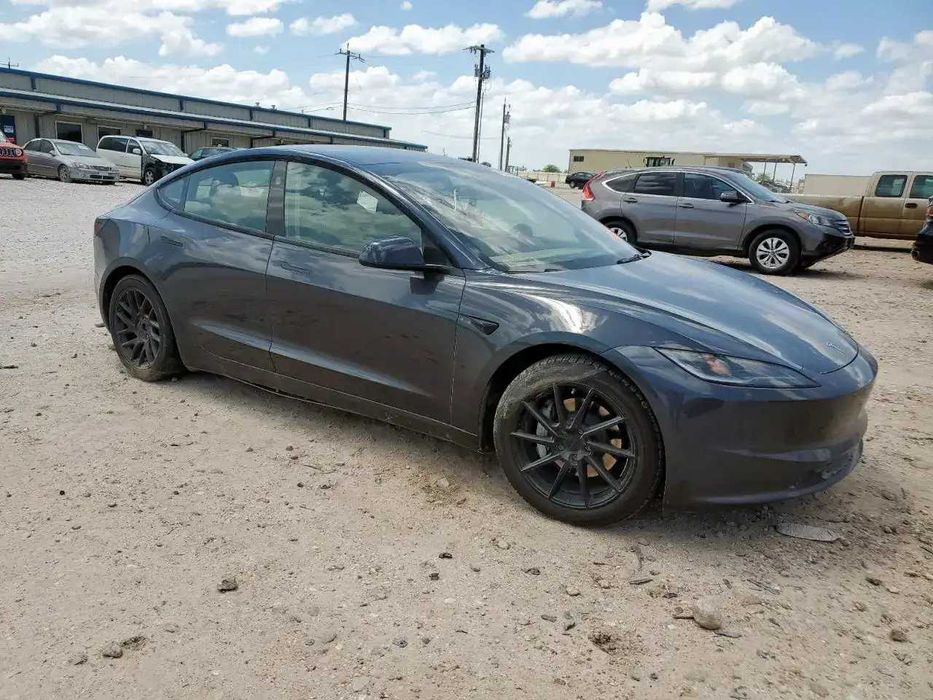 Передний бампер Tesla Model 3 Highland разборка