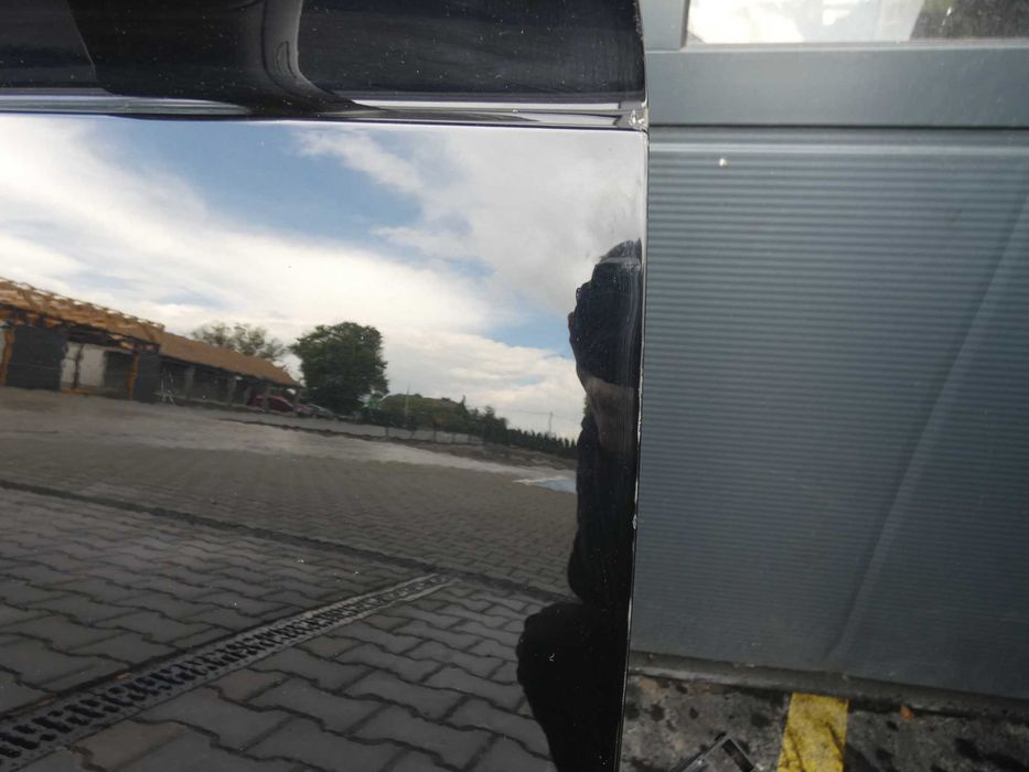 Drzwi prawy przód prawe przednie AUDI Q3 8U LZ9Y AB3 GORLICE