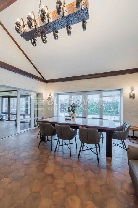 Продаж будинок 550м з ремонтом Осокорки Київ Дніпро вул Садова