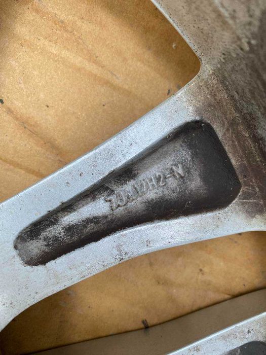 Mercedes C-Klasa A205 Pojedyncza Felga 17