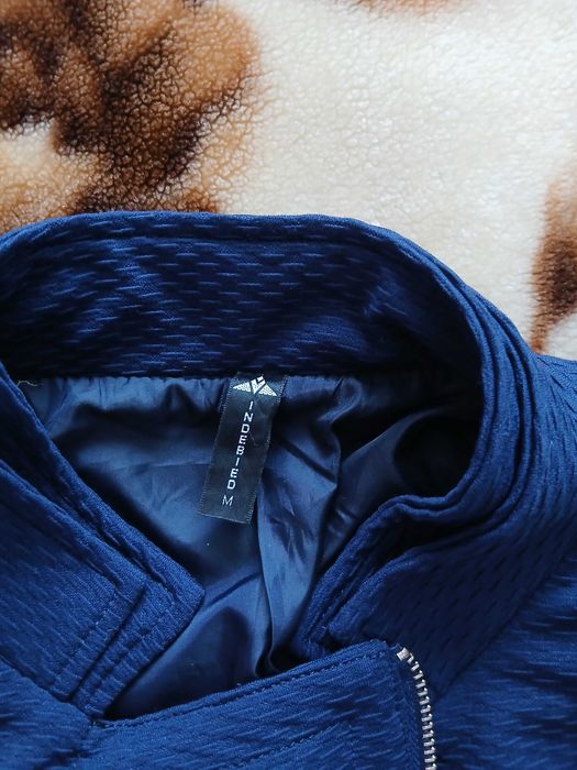 Чудовий жіночий піджак