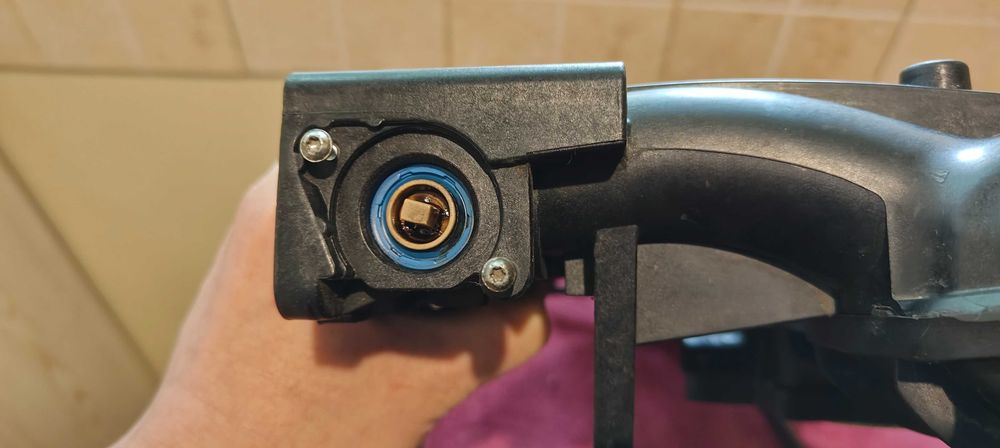 VAG 06J198211D Коллектор