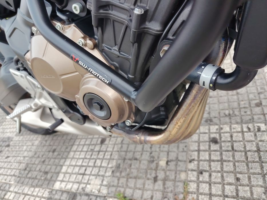 Honda CB -650 R*