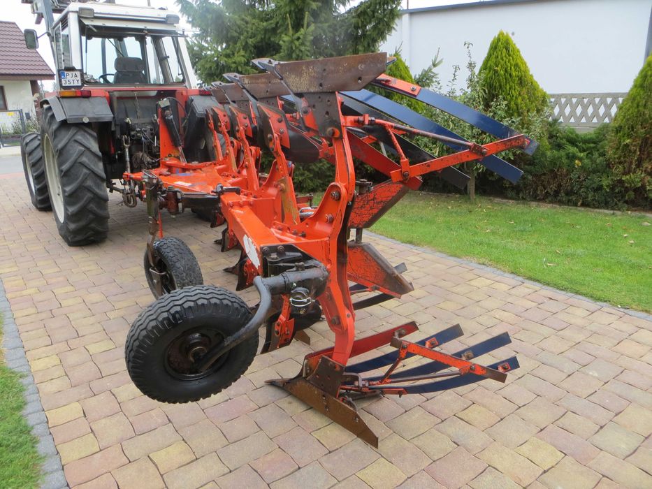 Pług Kuhn master 4 skibowy ażurowy