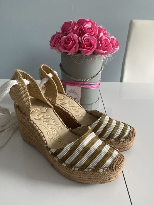 Espadryle na koturni Replay