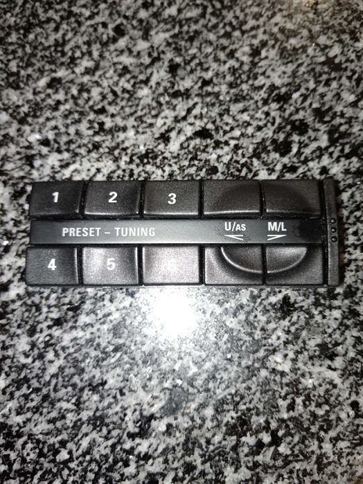 Auto Rádio Grundig/Leitor Cassetes-Ano 2000