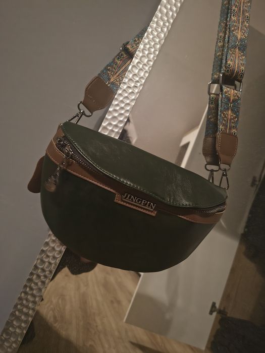 Torebka listonoszka na pasku