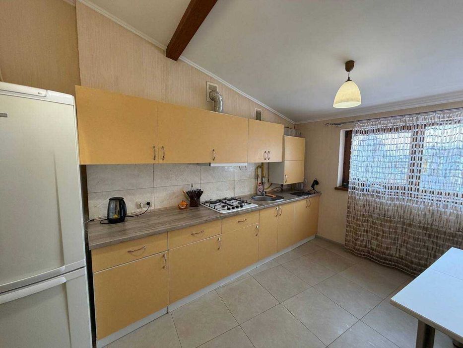 Продаж 4 кім квартири з ремонтом. Центр)