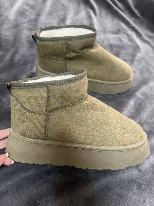 Угги 36-36,5 теплі і зручні  не дорого