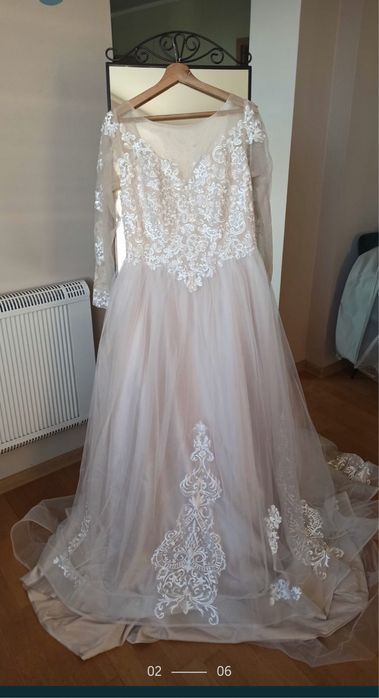 Suknia ślubna L-XL