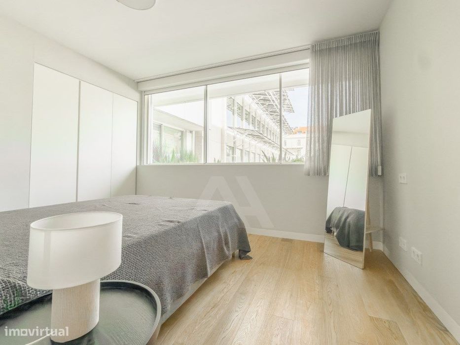 Apartamento T3 de luxo com garagem em Lisboa