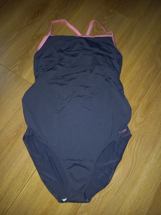 Kostium jednoczęściowy 42