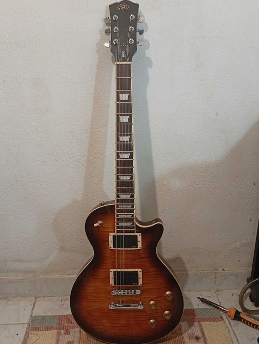 Marshall Origin 50C + SX EF3D Les Paul EMG 81/85