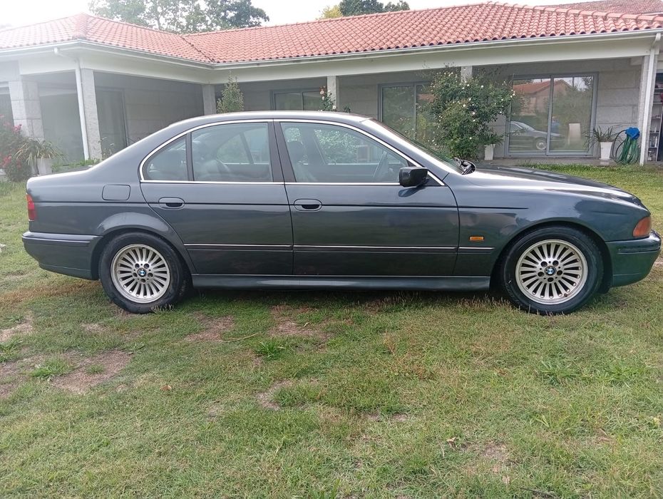 Bmw e39 525 tds .