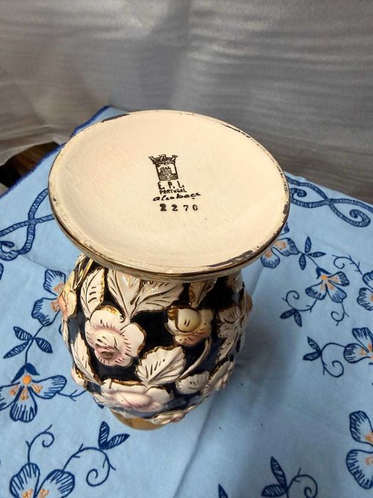 Vaso de cerâmica português muito imponente