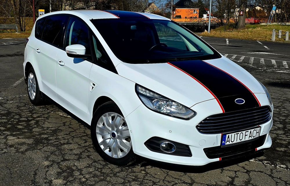 Ford S-Max