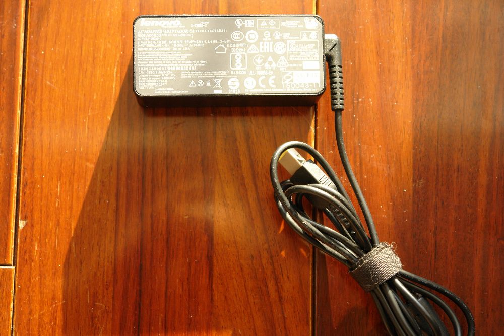 oryginalny zasilacz do notebooka LENOVO 45W