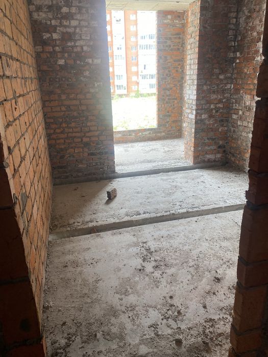 Продаж 1 к. Озерна Новобудова