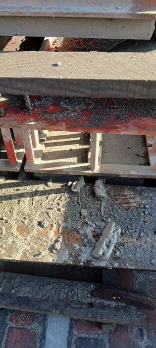 Wibroprasa pustaczarka